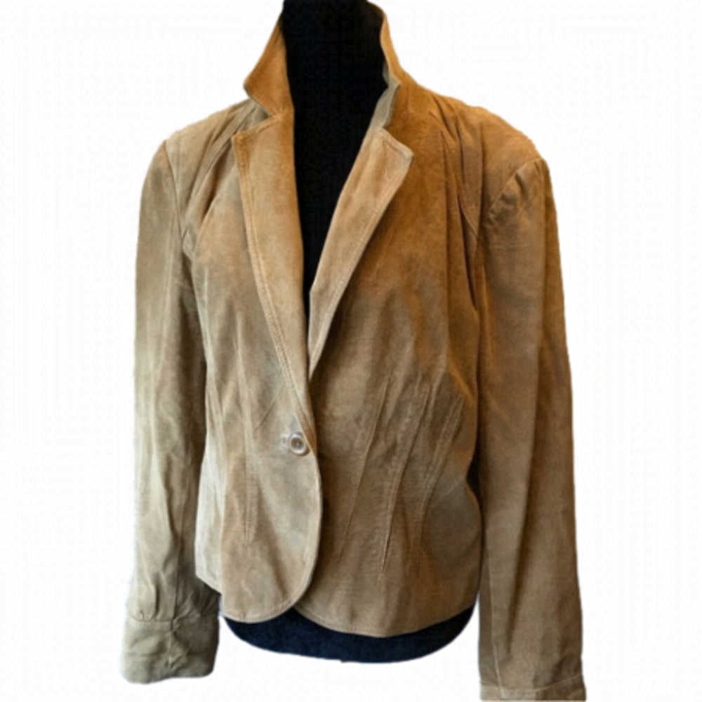 Deane & White camel coloured suede/ leather blazer/ jacket.  Women’s size large